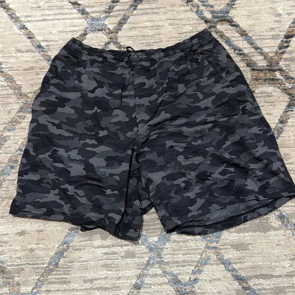 Lululemon pace breaker 7” inseam shorts.